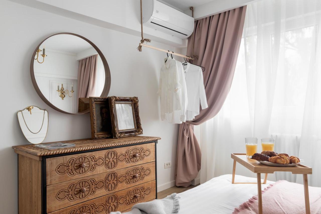 Eclectic 3 Bedroom Calea Victoriei By Urbanesq Bukareszt Zewnętrze zdjęcie
