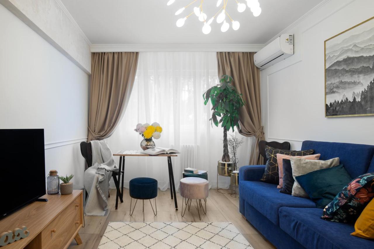 Eclectic 3 Bedroom Calea Victoriei By Urbanesq Bukareszt Zewnętrze zdjęcie