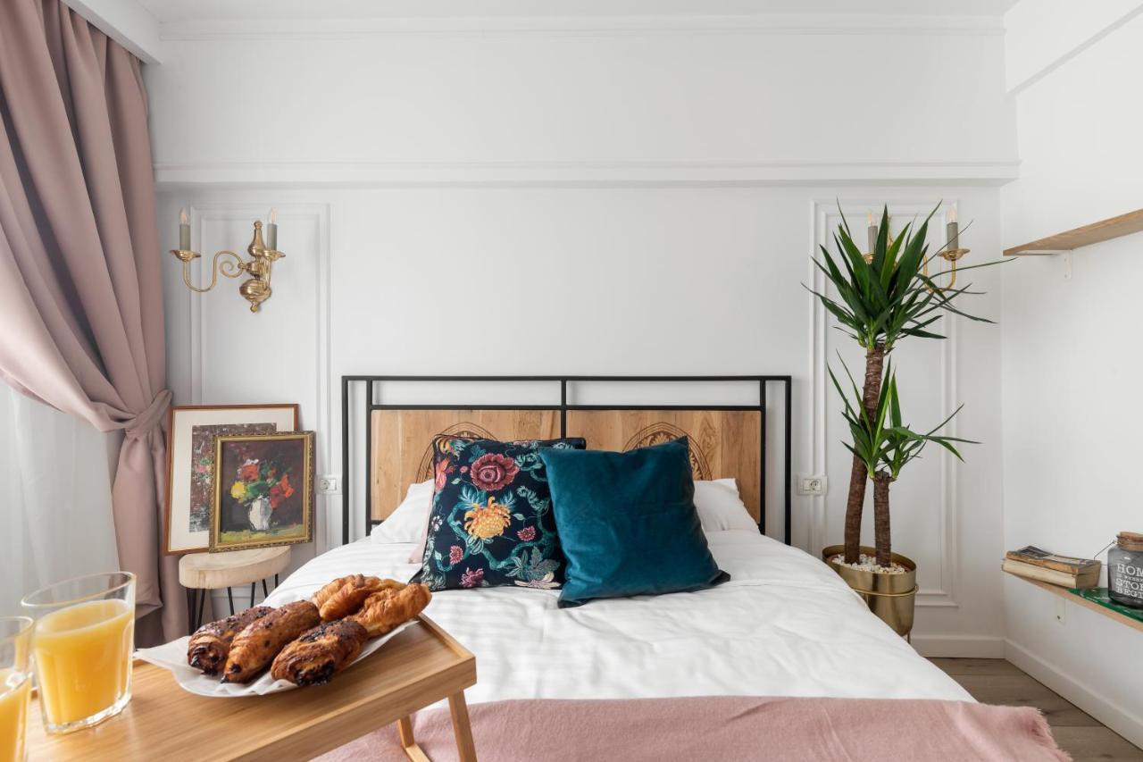 Eclectic 3 Bedroom Calea Victoriei By Urbanesq Bukareszt Zewnętrze zdjęcie