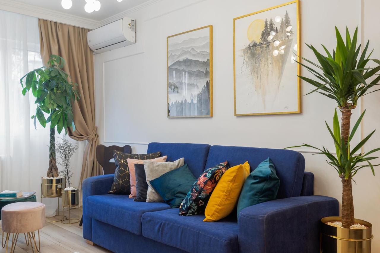 Eclectic 3 Bedroom Calea Victoriei By Urbanesq Bukareszt Zewnętrze zdjęcie